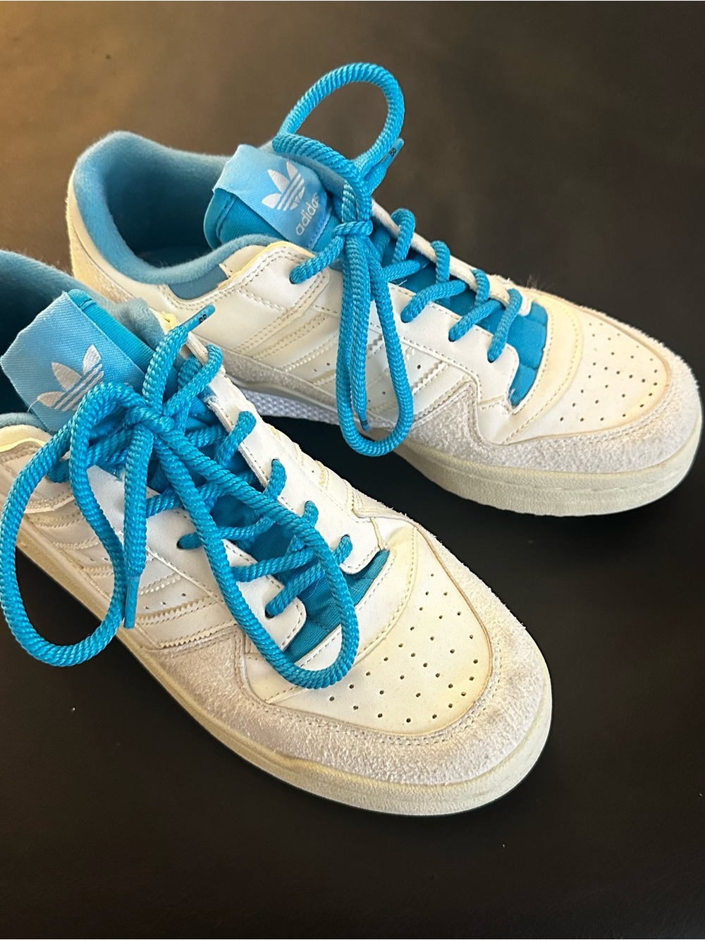 Adidas Forum Bold Shoes Vintage Sneakers with Sky Blue Laces - Picture 2 of 8